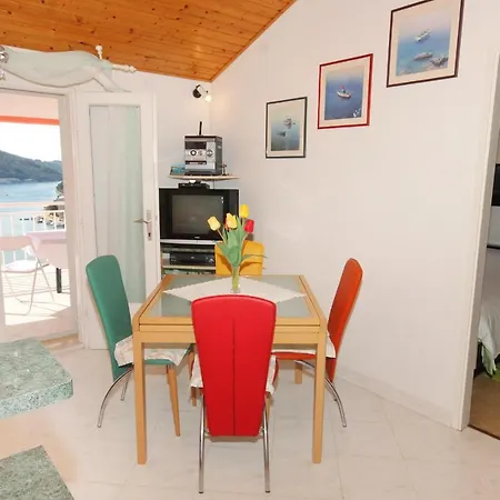 Apartamento With A Parking Space Vela Luka, Korcula - 7551 *